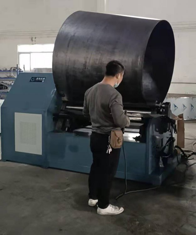 四(si)軸數控 大(da)直徑自動(dòng)卷闆卷錐(zhuī)機